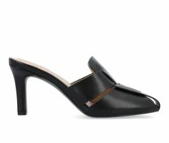 Women's Journee Collection Tristin Pumps