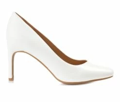 Women's Journee Collection Monalee Pumps